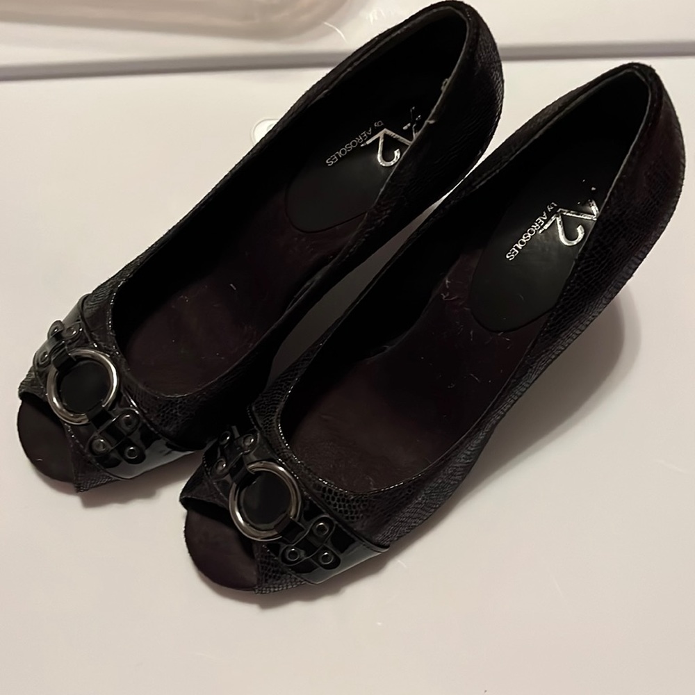 A2 by Aerosoles Black Heels
Size 8